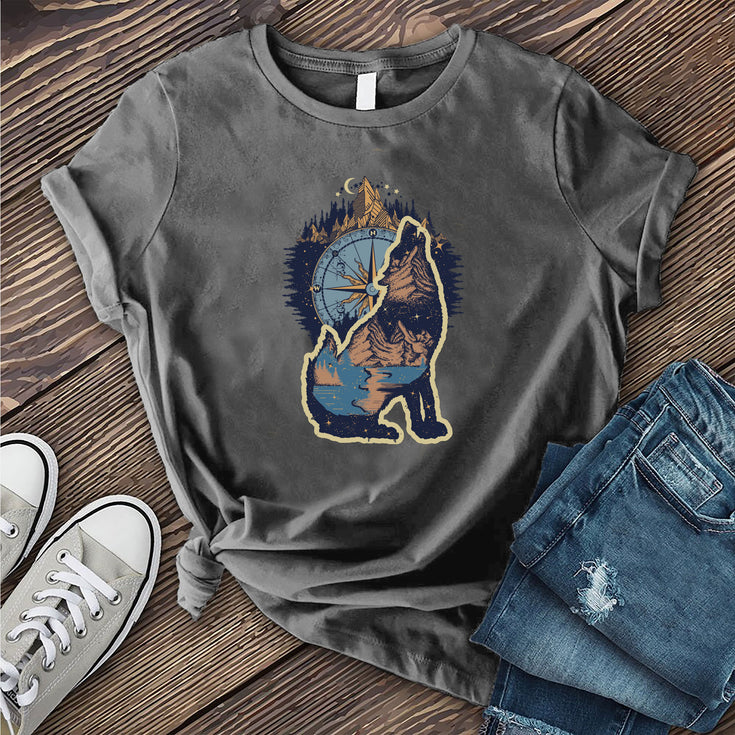 Howling Wolf Compass T-shirt's Image