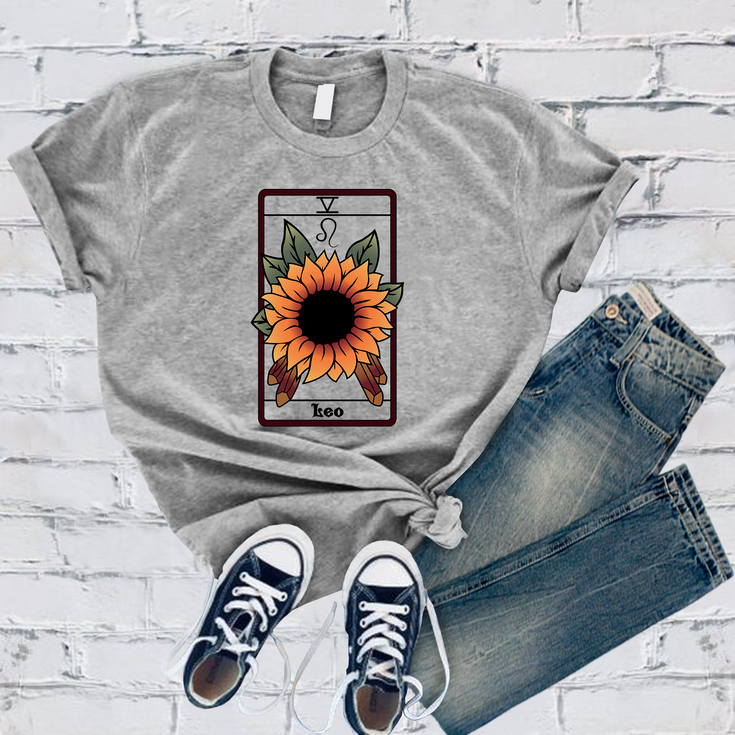 Leo Tarot Card T-shirt's Image